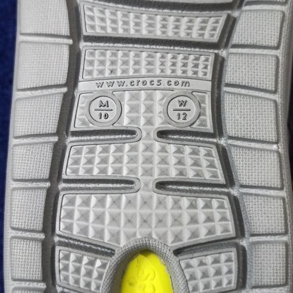 CROCS NWOT - Picture 5 of 6